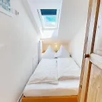 Jasmin Apartment *